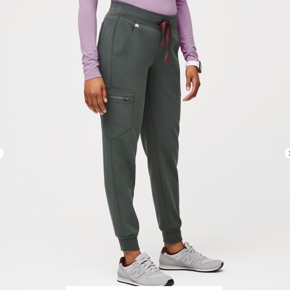 Figs Pants & Jumpsuits Figs Bonsai Zamora Joggers Smallpetite